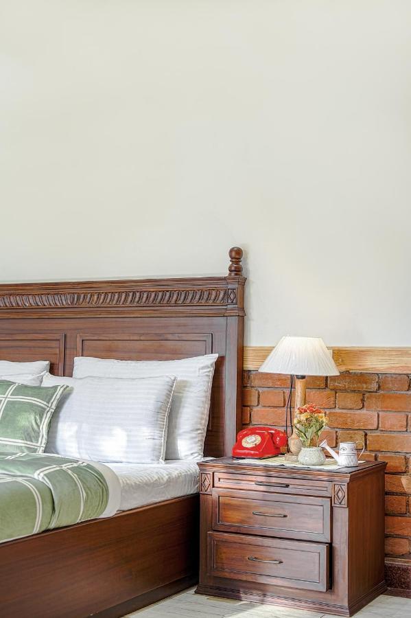 Saffronstays Woodpeckers Villa, Dehradun Rājpur 外观 照片